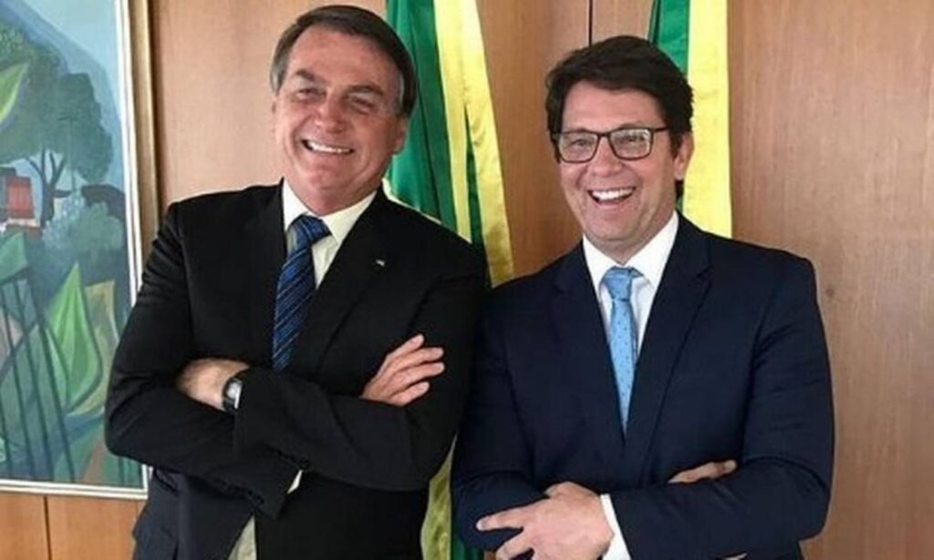 Mário Frias Clama por Anistia e Critica Constituição em Ato Pro-Bolsonaro Imagem do artigo