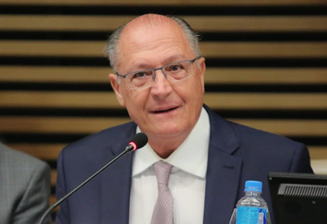 Tarifaço dos EUA Pode Impactar 36% das Exportações Brasileiras, Afirma Alckmin Imagem do artigo