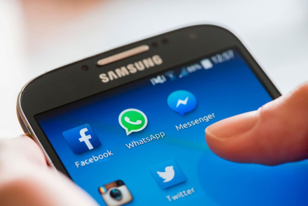 WhatsApp Adiciona Anúncios e Revoluciona o Marketing Digital Imagem do artigo