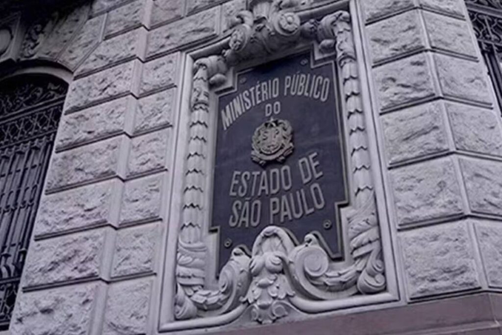 Caso Ultrafarma: Justiça Bloqueia 56 Bens, incluindo Porsche e Imóveis de Luxo Imagem do artigo