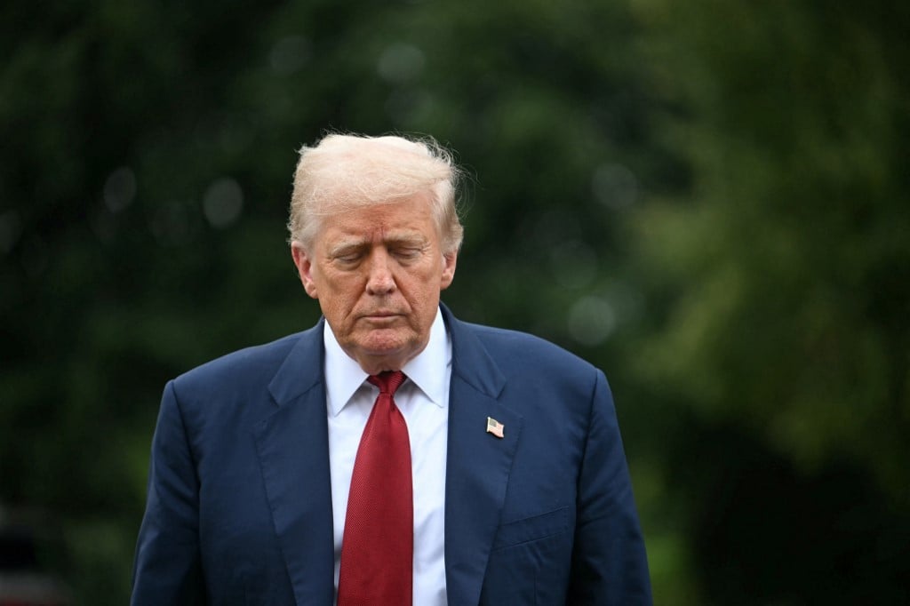 Trump Apresenta Dados Econômicos Alternativos Após Demissão de Chefe de Estatísticas Imagem do artigo