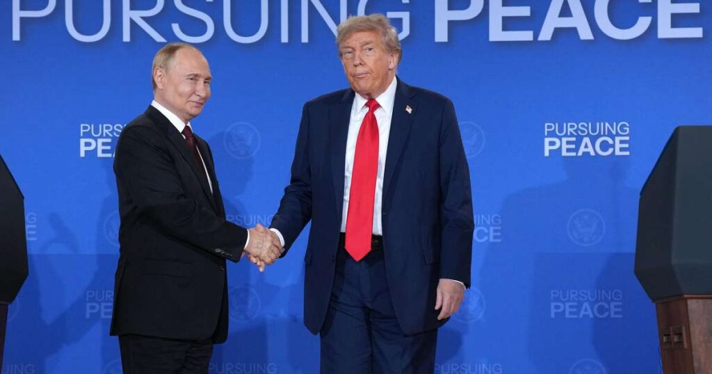 Trump Defende Concessão de Territórios Ucranianos para Acordo de Paz com a Rússia Imagem do artigo