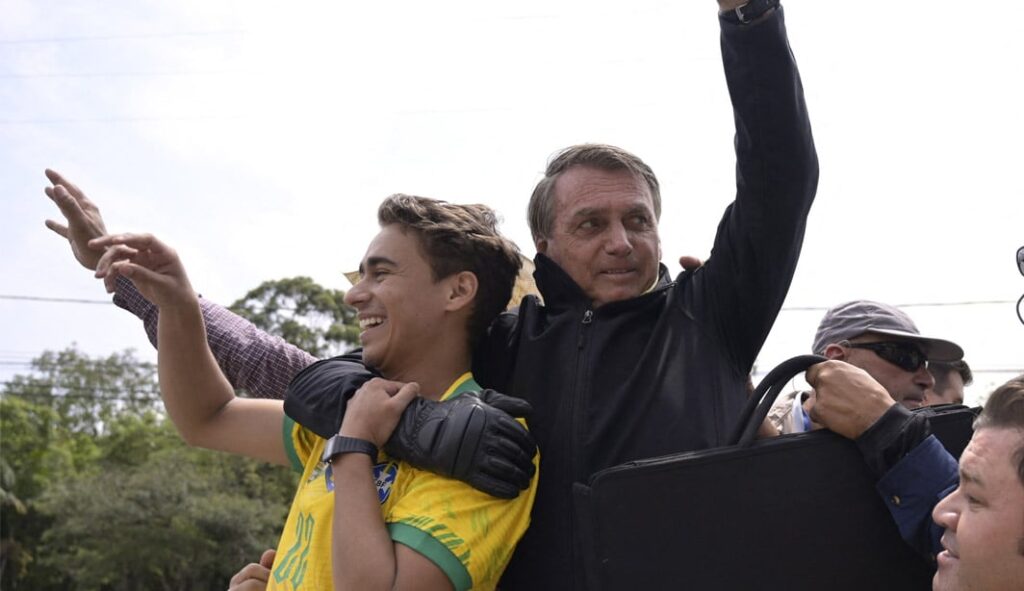 Nikolas Ferreira Solicita Autorização ao STF para Visitar Bolsonaro em Prisão Domiciliar Imagem do artigo