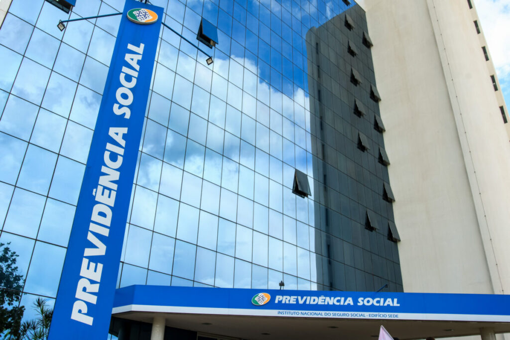 Aposentados no INSS: Entidades Escolhem Amostras para Fiscalização, Revela CGU Imagem do artigo