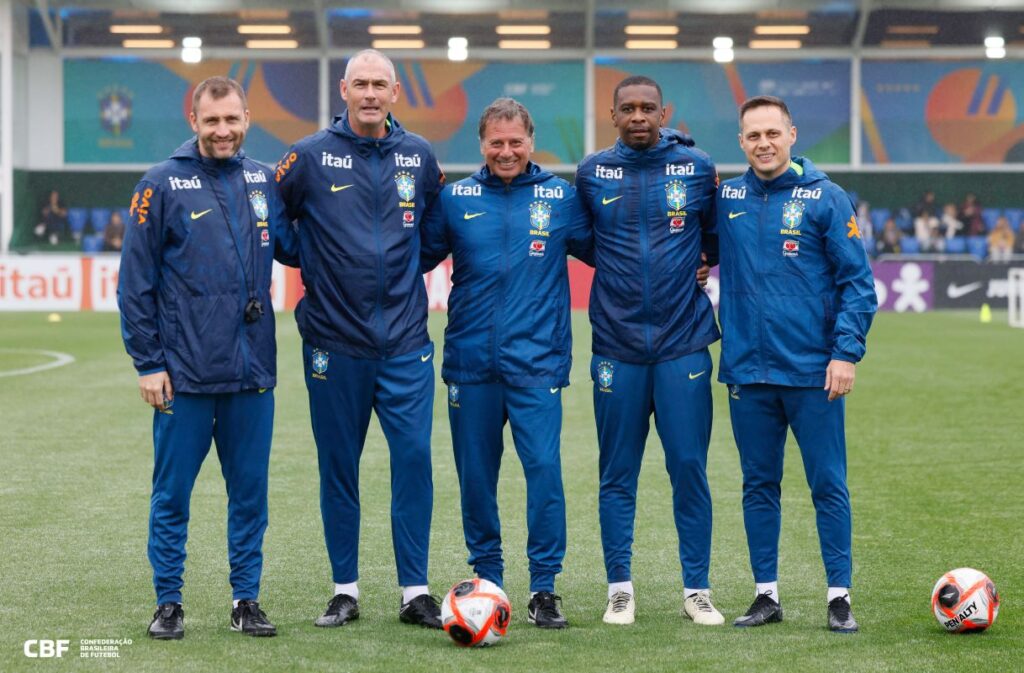 Comissão da Seleção: Observando Atletas para Convocação Pré-Copa Imagem do artigo
