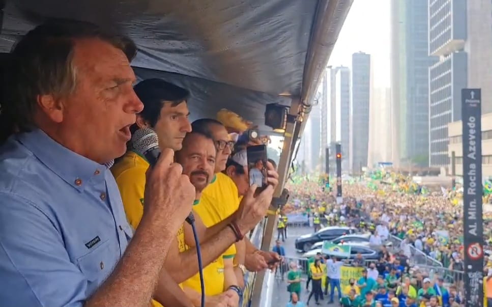 A Pátria Rejeita a Anistia: O Cenário Político em Análise Imagem do artigo