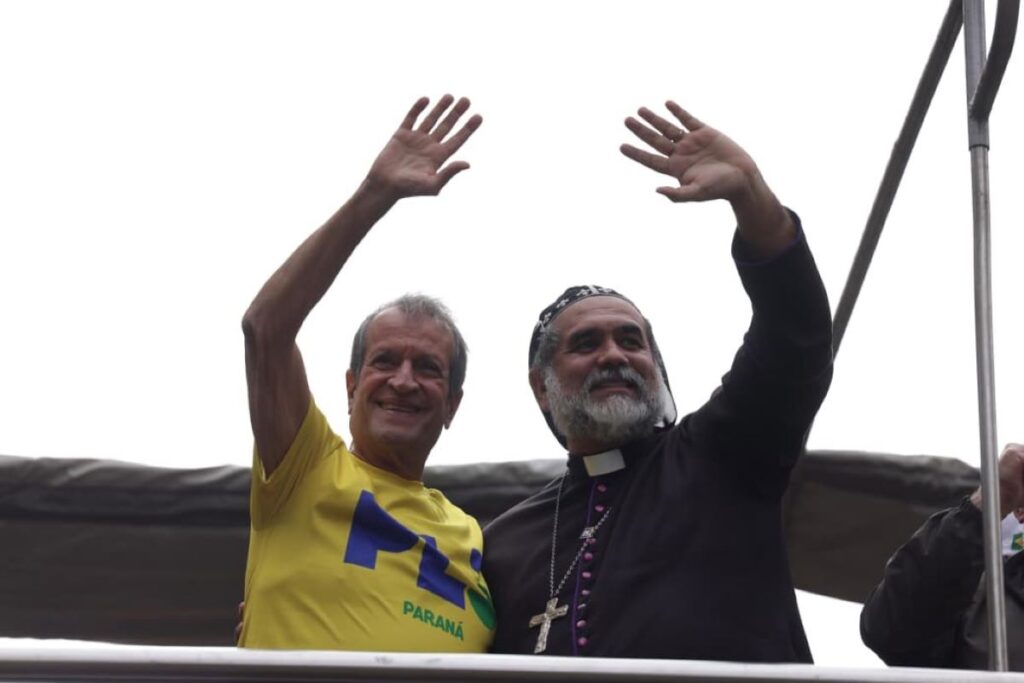 Valdemar Costa Neto Enfrenta Pressão em Ato Bolsonarista: O Caso Romário Imagem do artigo