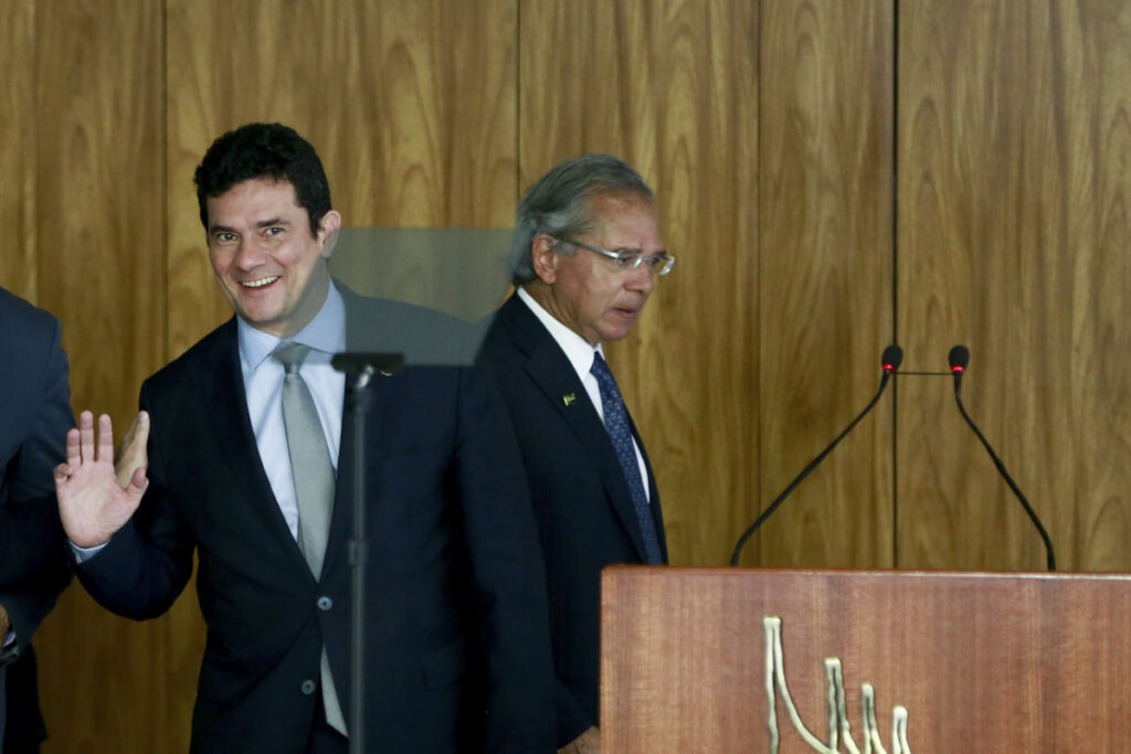 Guedes e Moro Receberam Alertas Sobre Fraudes no INSS Durante Gestão Bolsonaro Imagem do artigo