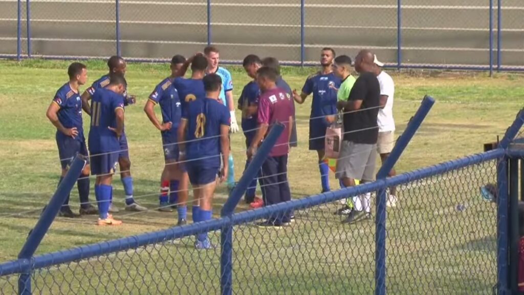 Confusão entre Dirigente e Jogadores Marca Jogo do Candangão Série B Imagem do artigo