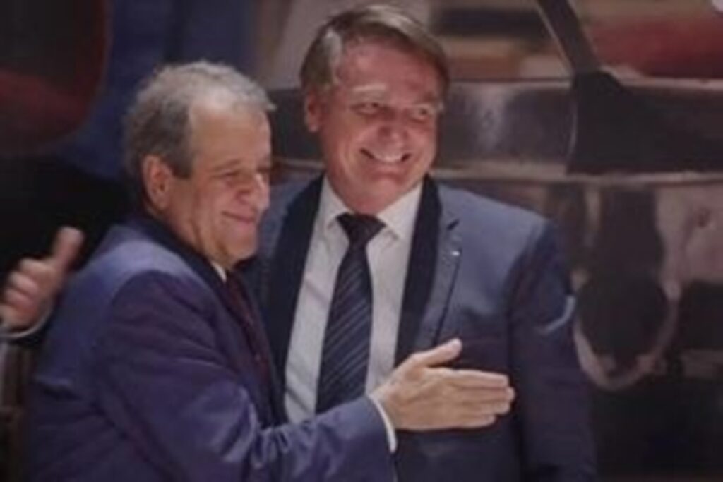 Valdemar da Costa Neto Reconhece Erro em Declaração sobre Golpe de Estado Imagem do artigo