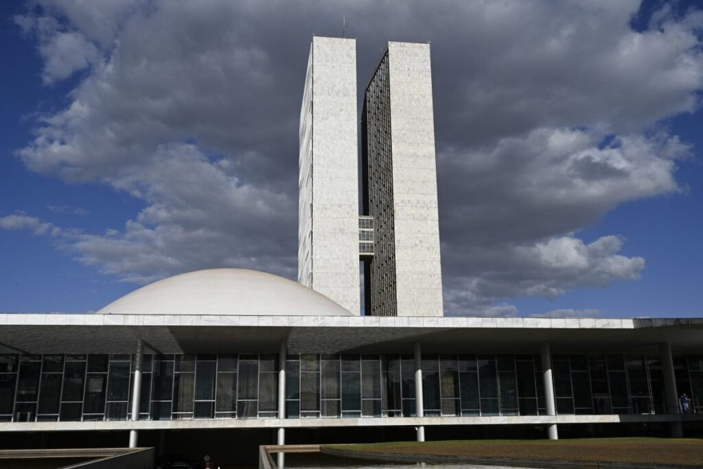 Congresso Nacional Proposta de Emendas ao PL do Licenciamento Ambiental Imagem do artigo