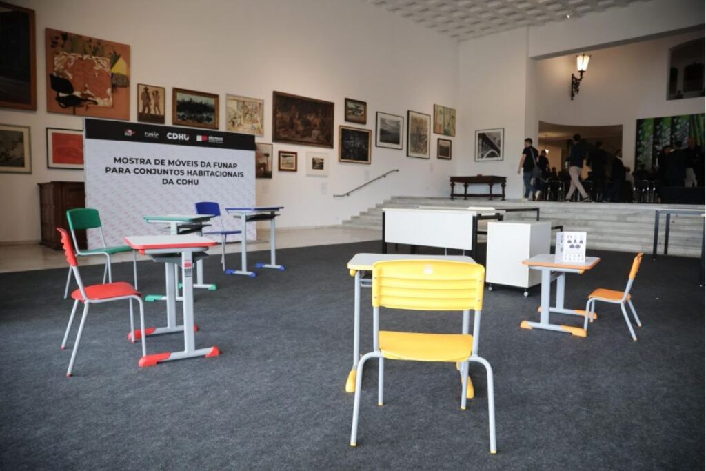Reeducandos de SP Fabricam Móveis para Habitação: Um Novo Começo Imagem do artigo