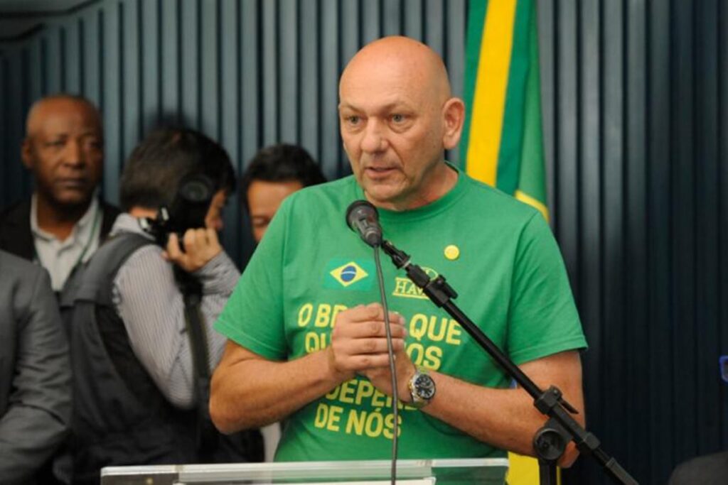 Luciano Hang Contribui com R$ 5 Mil para Zambelli via Pix, Revela PF Imagem do artigo
