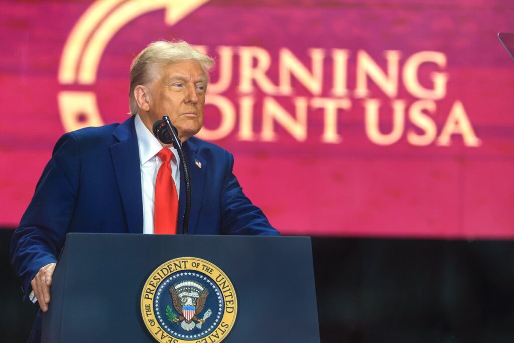 Trump: Morte de Charlie Kirk é um Ataque Direto aos Ideais Conservadores Imagem do artigo