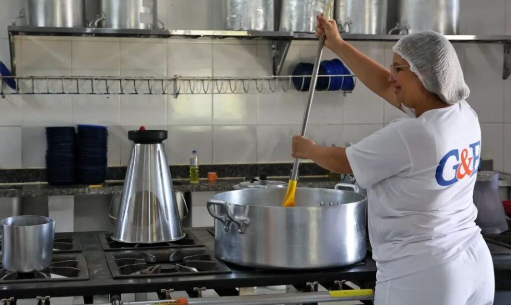 Ceará Adota Lei Inovadora para Eliminar Ultraprocessados na Merenda até 2027 Imagem do artigo