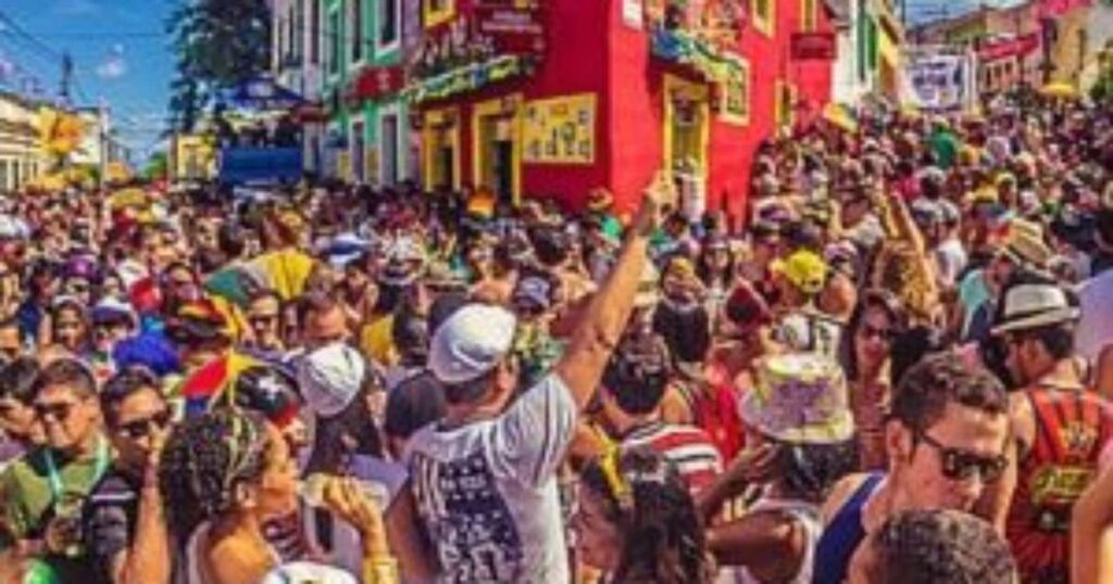 Prévias do Carnaval de Olinda: Cortejos e Cultura Popular Agitam a Cidade Neste Fim de Semana Imagem do artigo