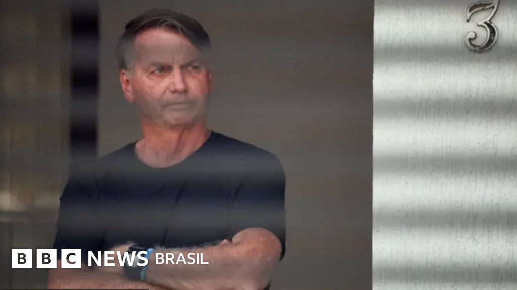 Cirurgia de Jair Bolsonaro: Oitava Intervenção e Implicações Políticas Cirurgia de Jair Bolsonaro: Oitava Intervenção e Implicações Políticas