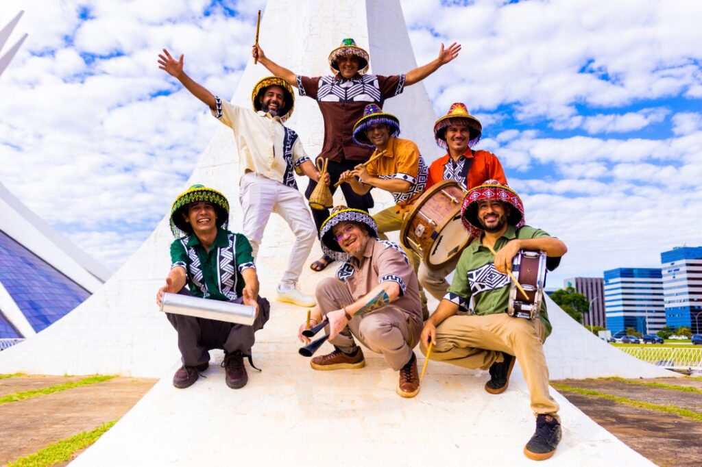 Pé de Cerrado: 25 Anos de Cultura Popular em Turnê Nacional com Apoio da Petrobras Pé de Cerrado: 25 Anos de Cultura Popular em Turnê Nacional com Apoio da Petrobras