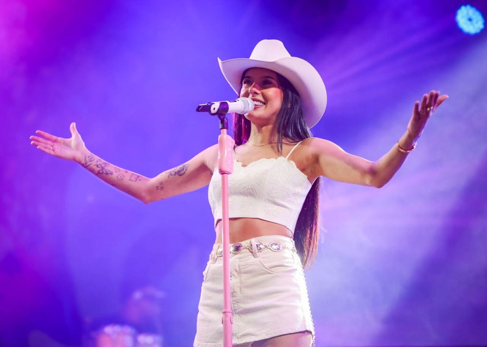 Réveillon 2026 no DF: Ana Castela, Lauana Prado e Carlinhos Brown Agitam a Virada do Ano Réveillon 2026 no DF: Ana Castela, Lauana Prado e Carlinhos Brown Agitam a Virada do Ano