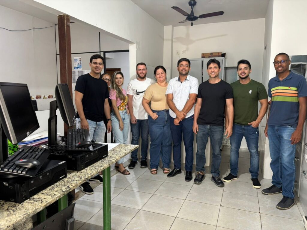 Secretaria de Saúde de Barra de São Francisco Inova com Novos Computadores na UBS e Setor de Transportes Secretaria de Saúde de Barra de São Francisco Inova com Novos Computadores na UBS e Setor de Transpo