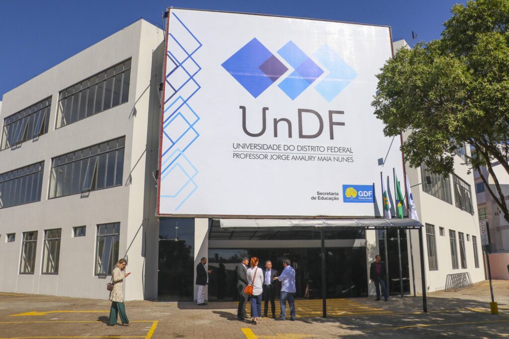 UnDF Anuncia 214 Vagas Remanescentes com Cotas para Idosos e Pessoas em Liberdade; Veja Como se Inscrever UnDF Anuncia 214 Vagas Remanescentes com Cotas para Idosos e Pessoas em Liberdade; Veja Como se Insc