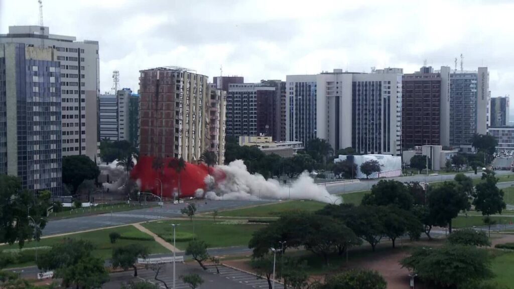 A Demolição do Torre Palace: Uma Nova Era para Brasília