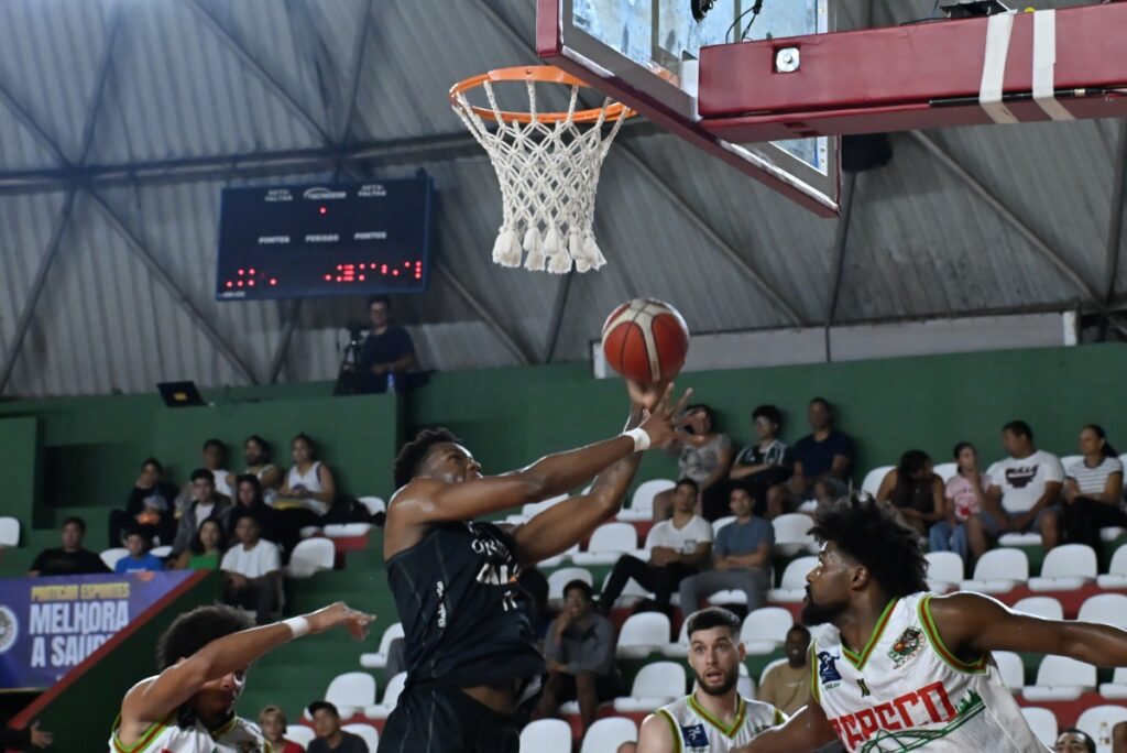 Brasília Conquista Vitória Confortável sobre Osasco no NBB Brasília Conquista Vitória Confortável sobre Osasco no NBB