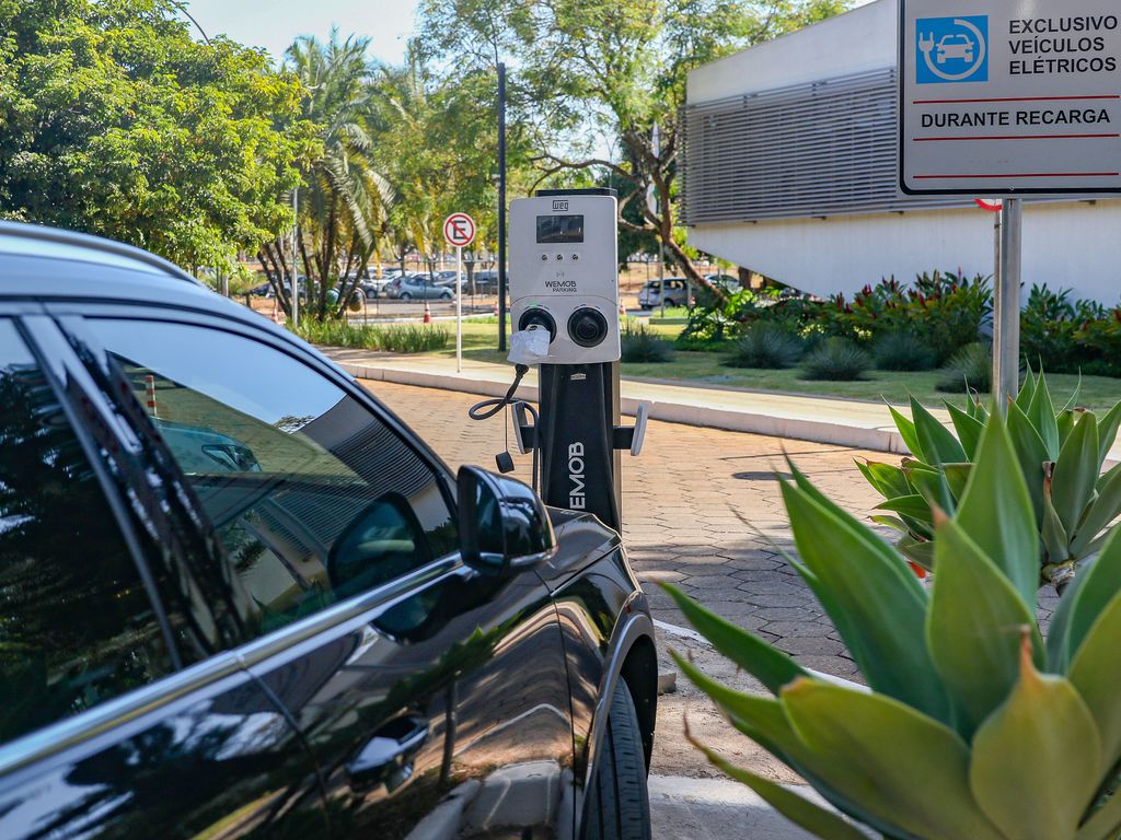 Eletromobilidade: GDF Define Estratégia com Parcerias até 2026 Eletromobilidade: GDF Define Estratégia com Parcerias até 2026