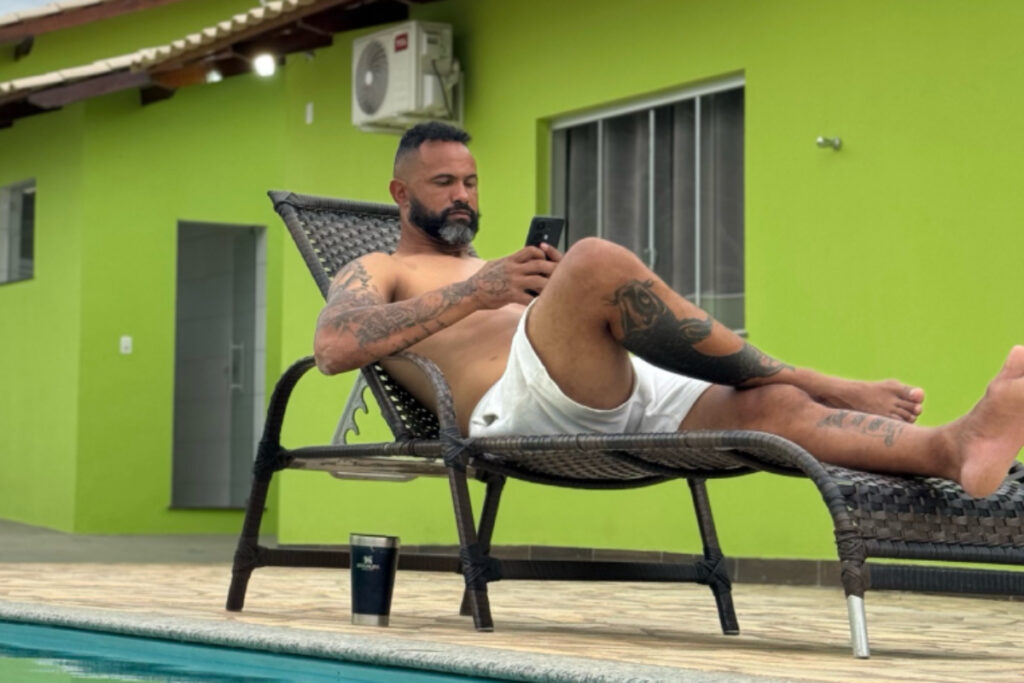 Goleiro Bruno Faz Postagem Polêmica Após Passaporte de Eliza Samudio Ser Encontrado Goleiro Bruno Faz Postagem Polêmica Após Passaporte de Eliza Samudio Ser Encontrado