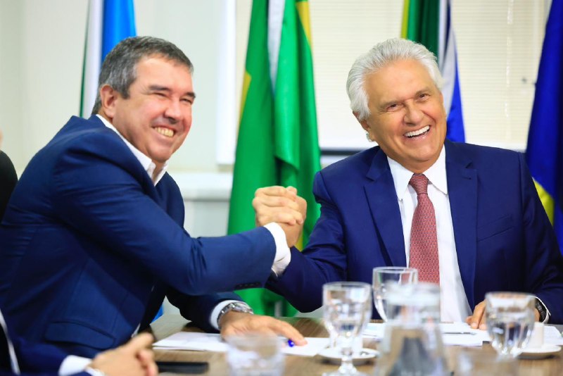 Governador de Goiás Passa Comando do Consórcio Brasil Central para o MS | Transição de Liderança Governador de Goiás Passa Comando do Consórcio Brasil Central para o MS | Transição de Liderança
