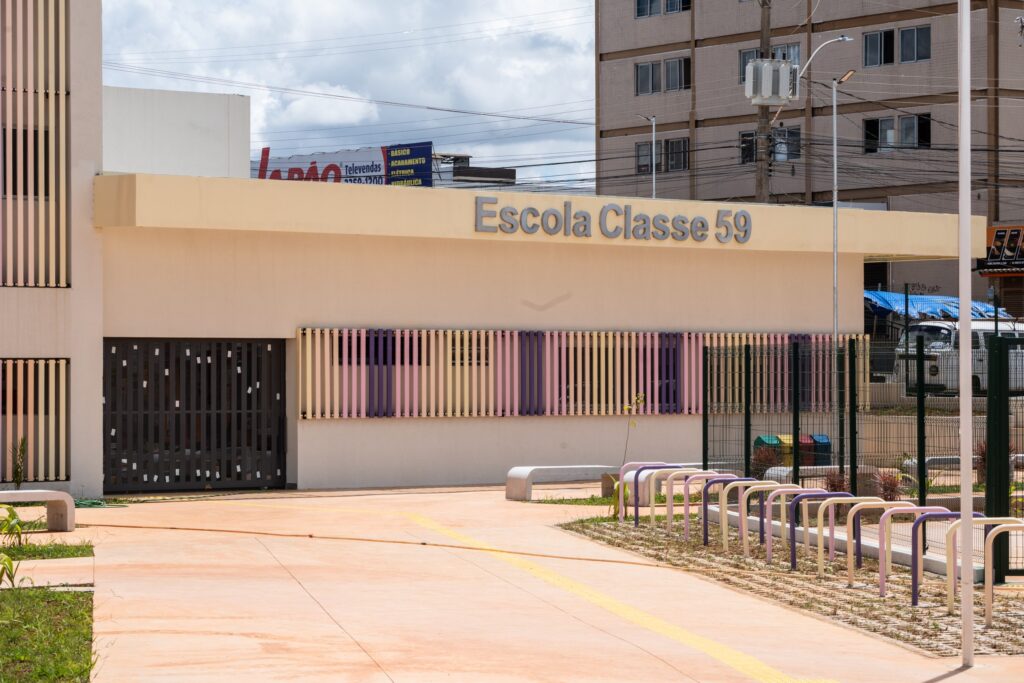 Inauguração da Nova Escola Classe 59 em Ceilândia: Um Avanço na Educação para 800 Alunos Inauguração da Nova Escola Classe 59 em Ceilândia: Um Avanço na Educação para 800 Alunos