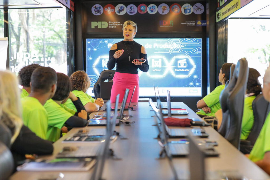 Incubadora Digital em Planaltina: Cursos Gratuitos de Tecnologia e Empreendedorismo Incubadora Digital em Planaltina: Cursos Gratuitos de Tecnologia e Empreendedorismo