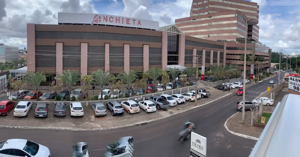 Investigação Revela Jovens Iniciantes Envolvidos em Mortes no Hospital do DF Investigação Revela Jovens Iniciantes Envolvidos em Mortes no Hospital do DF