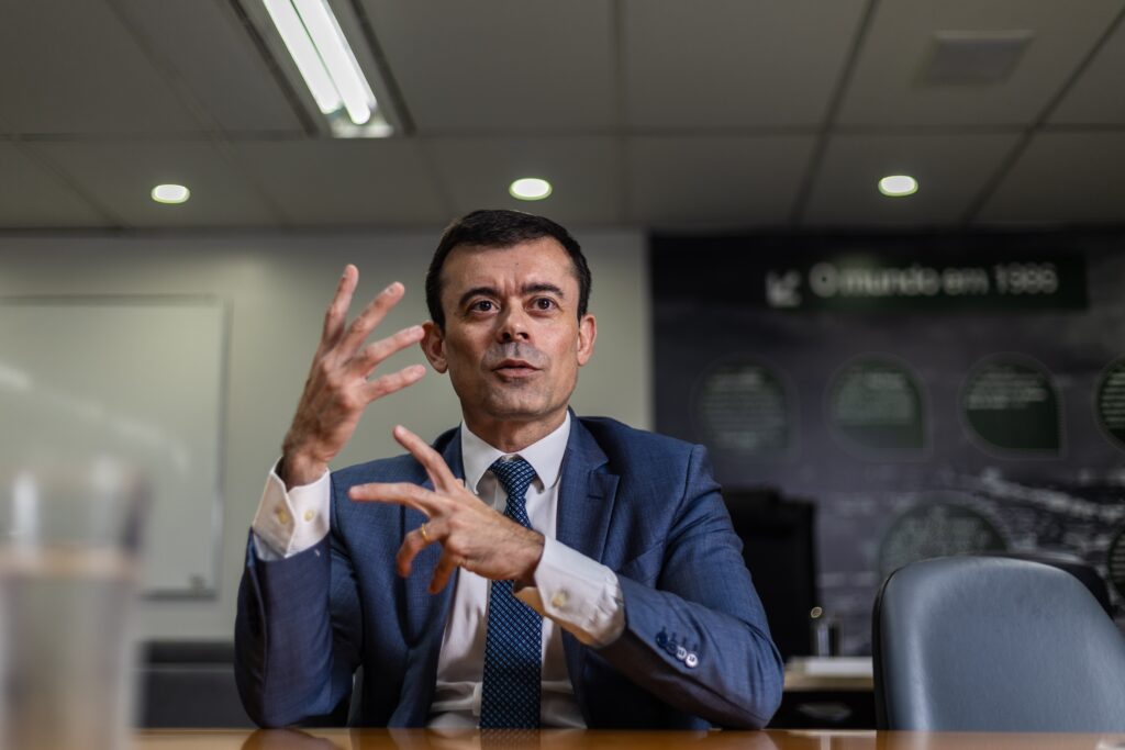 Caixa Vê Oportunidade de Negócio no BRB, Afirma Secretário do Tesouro