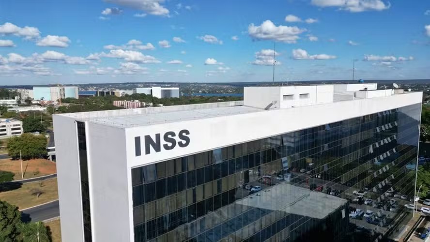 CPI Investiga Esquema do INSS: Filho de Empresário e Deputado Acusado de Ameaças São Ouvidos CPI Investiga Esquema do INSS: Filho de Empresário e Deputado Acusado de Ameaças São Ouvidos