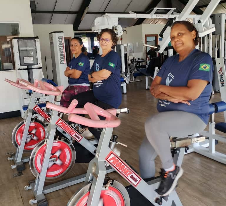 Exercícios Físicos: A Chave para Mulheres Superarem o Pós-Câncer de Mama Exercícios Físicos: A Chave para Mulheres Superarem o Pós-Câncer de Mama