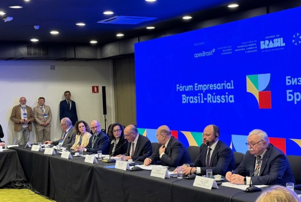 Fórum Empresarial Brasil-Rússia: Parceria Estratégica e Novos Horizontes para o Agronegócio Fórum Empresarial Brasil-Rússia: Parceria Estratégica e Novos Horizontes para o Agronegócio
