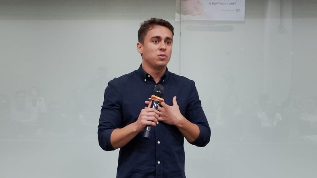 Nikolas Ferreira Critica Pacheco e Analisa Cenário Eleitoral em Minas Gerais Nikolas Ferreira Critica Pacheco e Analisa Cenário Eleitoral em Minas Gerais