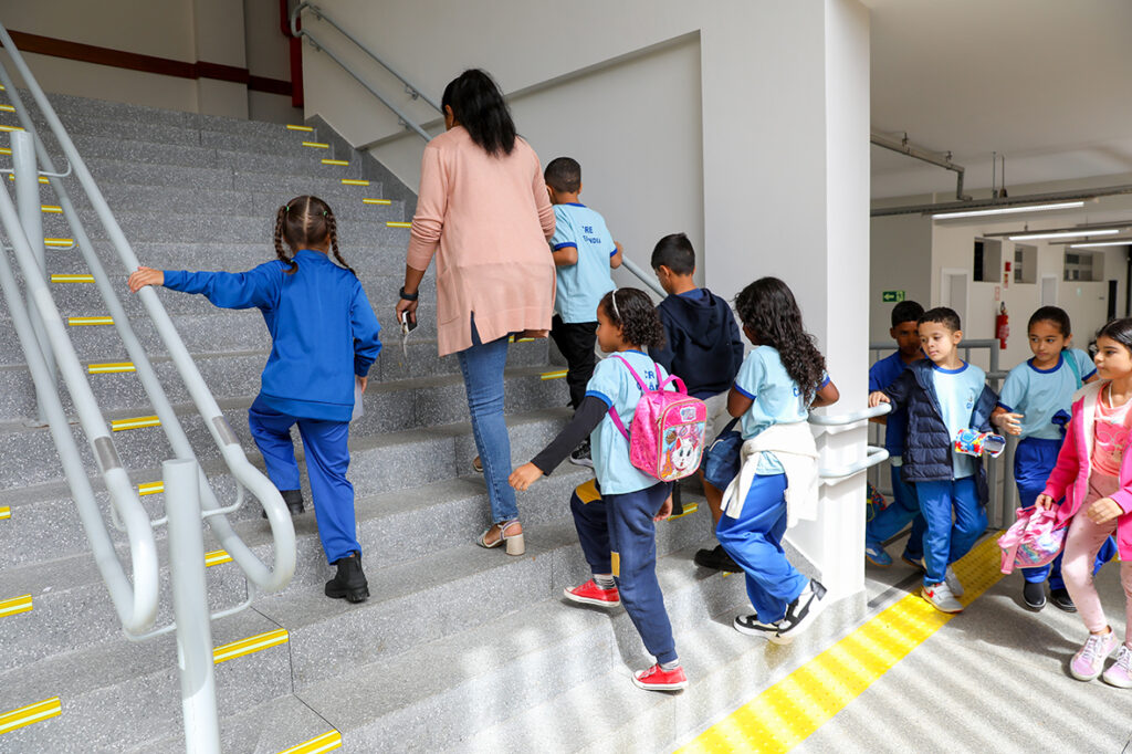 Novo Prédio da Escola Classe 59 em Ceilândia: Um Passo Importante para a Educação Novo Prédio da Escola Classe 59 em Ceilândia: Um Passo Importante para a Educação