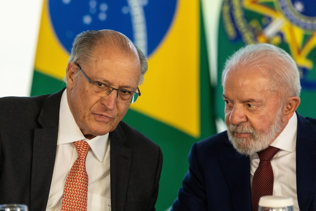 PSB Defende Alckmin com Lula em Meio a Desafios Políticos em São Paulo PSB Defende Alckmin com Lula em Meio a Desafios Políticos em São Paulo