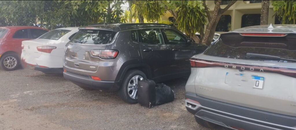 Suspeita de Bomba Isola Estacionamento do Ministério da Agricultura em Brasília Suspeita de Bomba Isola Estacionamento do Ministério da Agricultura em Brasília