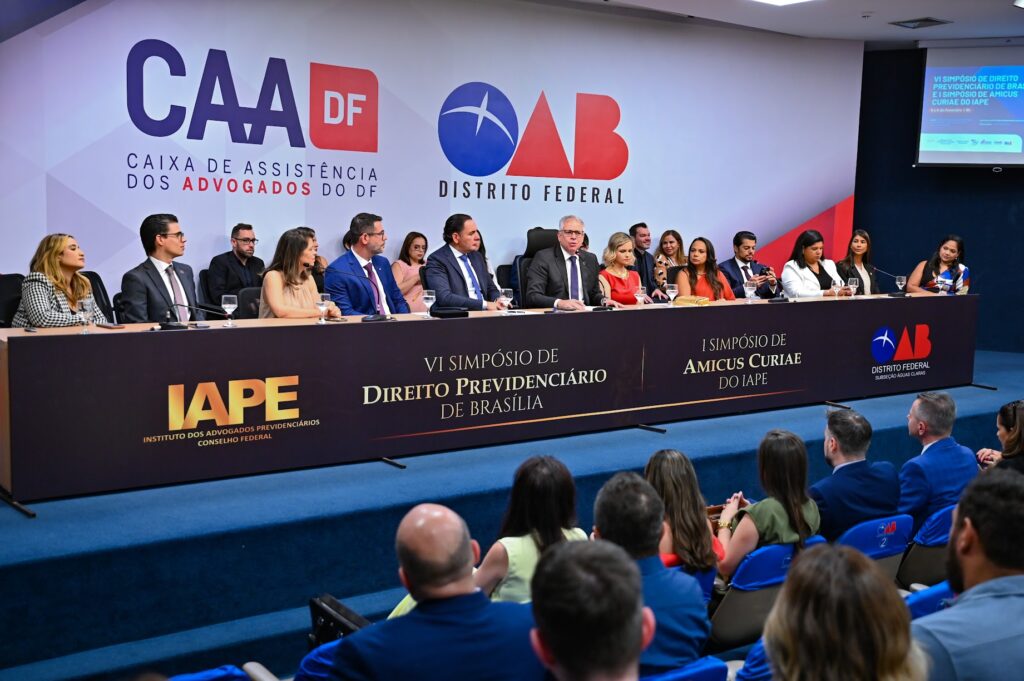 VI Simpósio de Direito Previdenciário de Brasília: Especialistas se Reúnem na OAB/DF e Nova Diretoria do IAPE Assume VI Simpósio de Direito Previdenciário de Brasília: Especialistas se Reúnem na OAB/DF e Nova Diretori