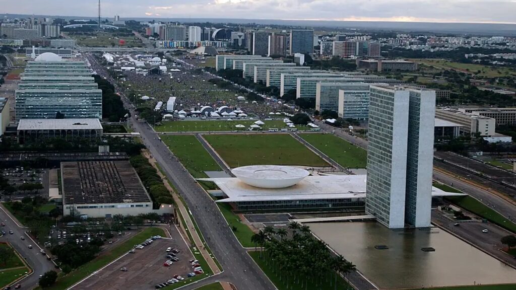 Brasília Recebe Título de Capital Ibero-Americana de Patrimônio Cultural e Reafirma seu Valor Histórico Brasília Recebe Título de Capital Ibero-Americana de Patrimônio Cultural e Reafirma seu Valor Histór