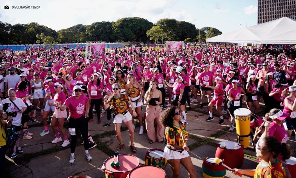 Corrida Circuito da Mulher Reúne Mais de 8,7 Mil Mulheres em Brasília