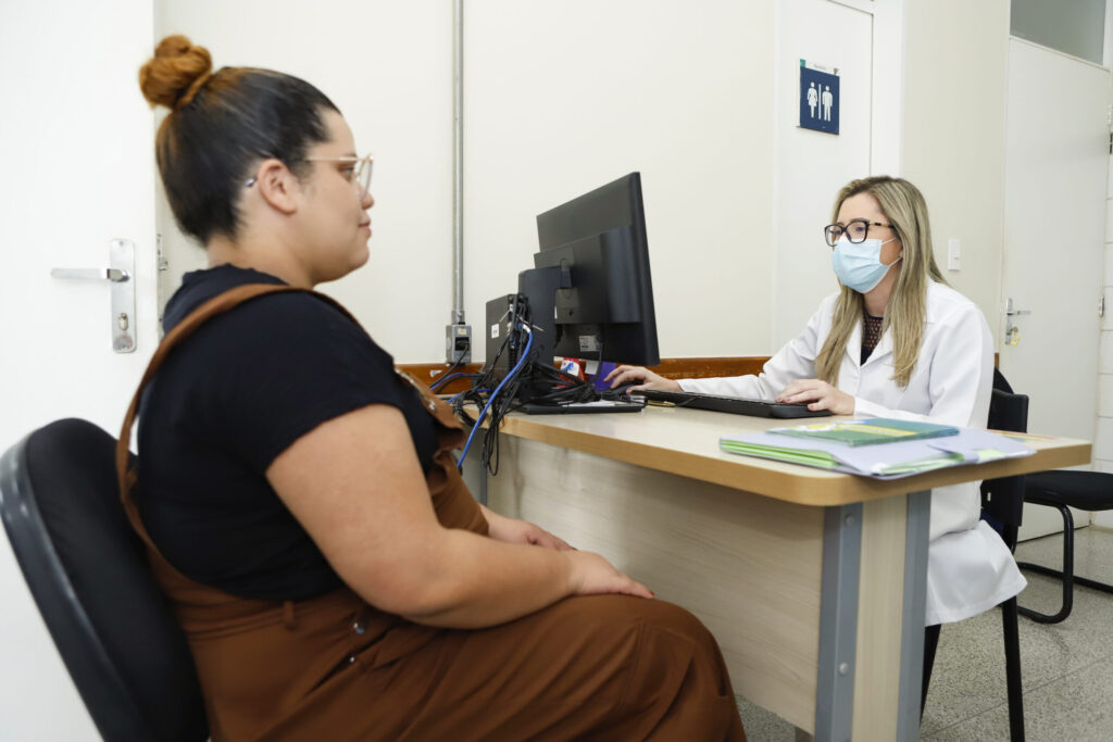 Cuidados com a Saúde da Mulher: A Rede Pública do DF em Destaque Cuidados com a Saúde da Mulher: A Rede Pública do DF em Destaque