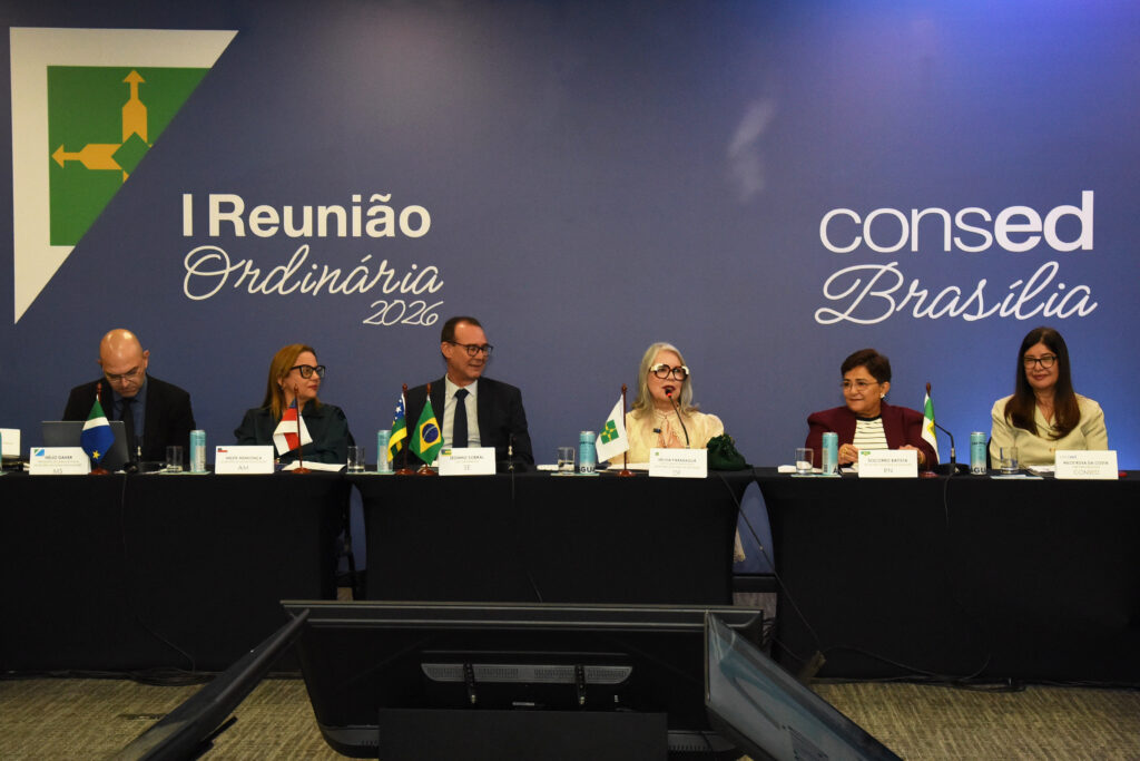Distrito Federal Inova ao Assumir Presidência do Consed em 2026