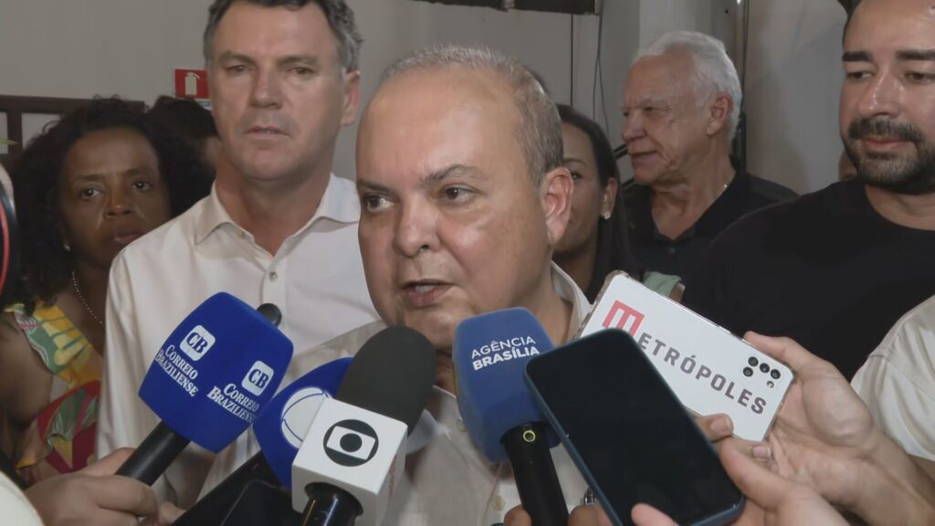 Ibaneis Rocha Retorna à Advocacia Durante Campanha ao Senado: ‘Política Não É Profissão’ Ibaneis Rocha Retorna à Advocacia Durante Campanha ao Senado: 'Política Não É Profissão'