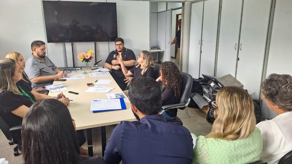 Padronização na Distribuição de Leites e Fórmulas Nutricionais: Uma Nova Estratégia de Saúde em Várzea Grande Padronização na Distribuição de Leites e Fórmulas Nutricionais: Uma Nova Estratégia de Saúde em Várz