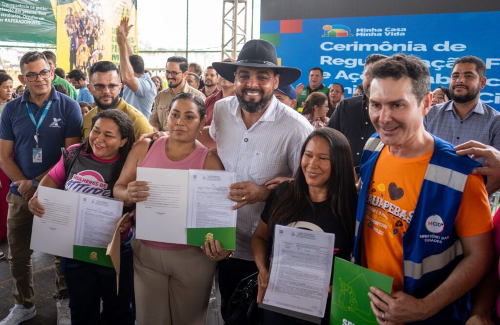 Parauapebas Avança na Política Habitacional com Novas Moradias e Entrega de Títulos Parauapebas Avança na Política Habitacional com Novas Moradias e Entrega de Títulos