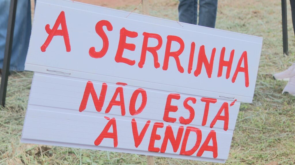 Protesto em Defesa da Serrinha do Paranoá e o Projeto de Salvação do BRB Protesto em Defesa da Serrinha do Paranoá e o Projeto de Salvação do BRB